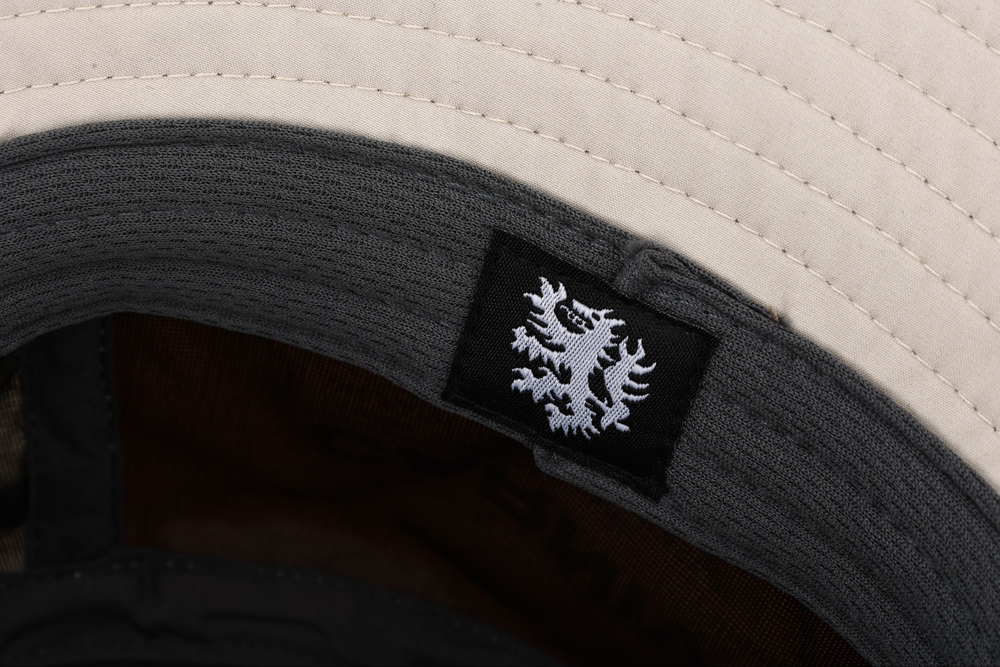 CARNIVOR BUCKET HAT